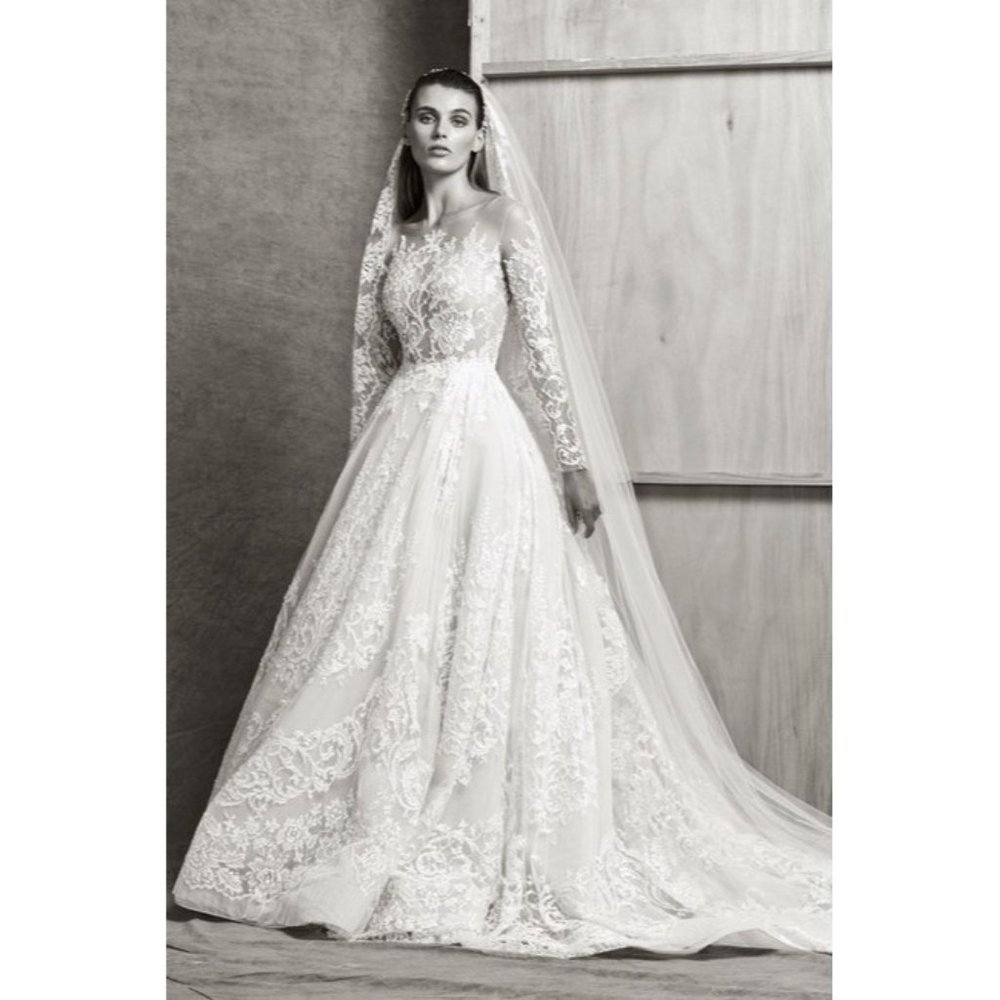 Zuhair Murad Christina Neck Bodice Gown S18 Wedding Dress US:8 - Picture 13 of 13
